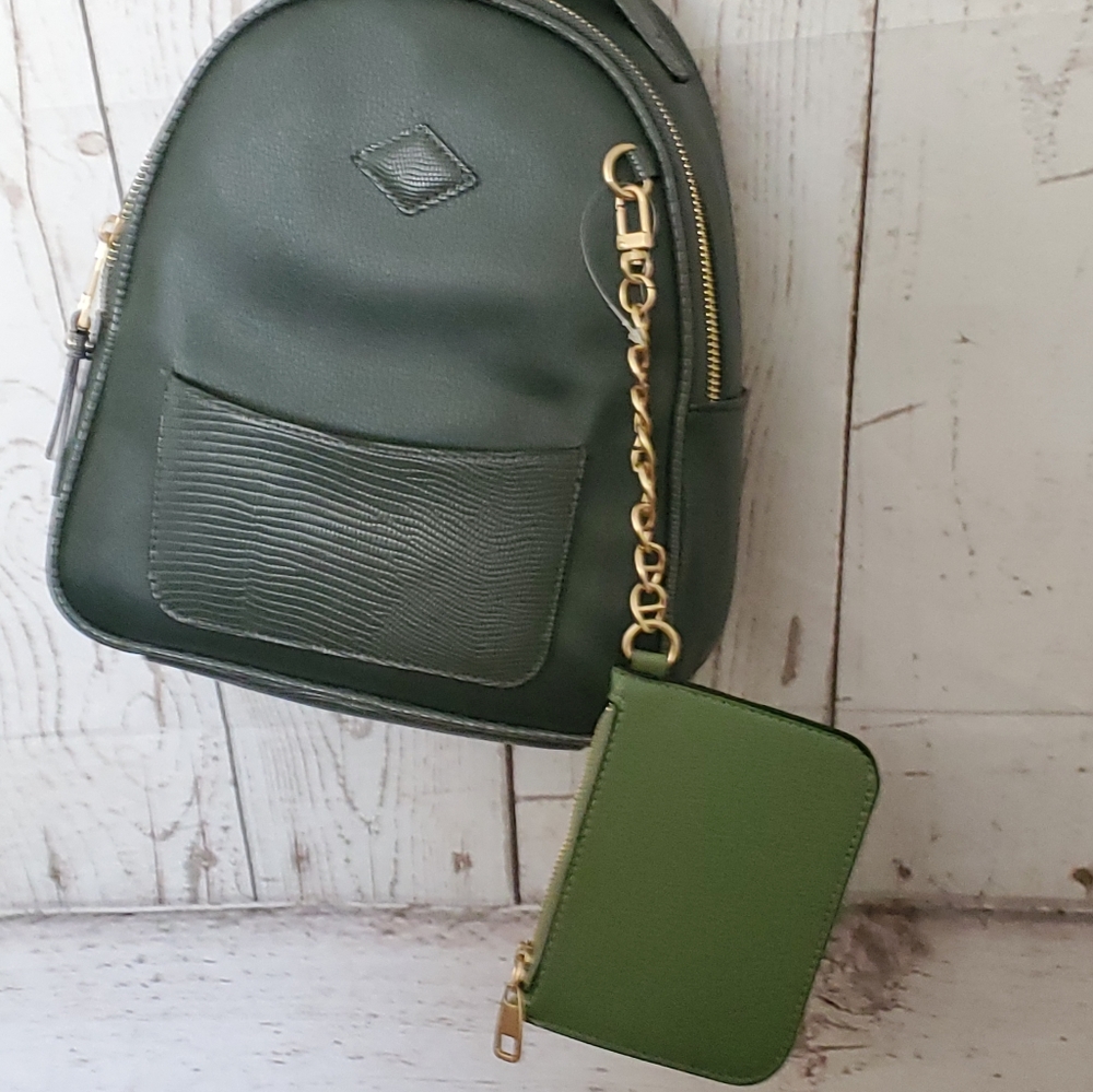 Time and Tru Ruby recycled fibers backpack handbag with coin purse green - Picture 2 of 11